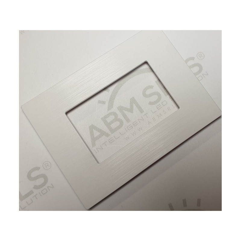 Placca per supporti 504 in plastica colore bianco, compatibile Matix codice totm5004SL-1 LT3897 ABM SRLS® COMPATIBILI MATIX 1...